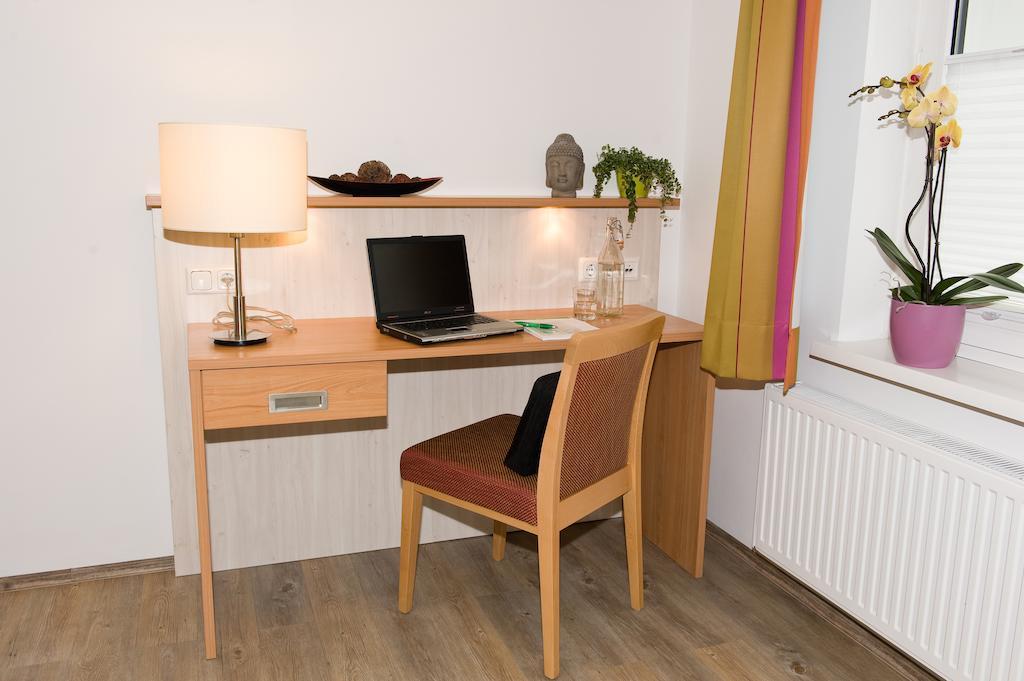 Ferienwohnungen - Boarding Wohnungen Sonnenhof Lenzing Værelse billede